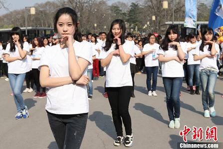 济宁女孩坠亡商场曾接受安全检查